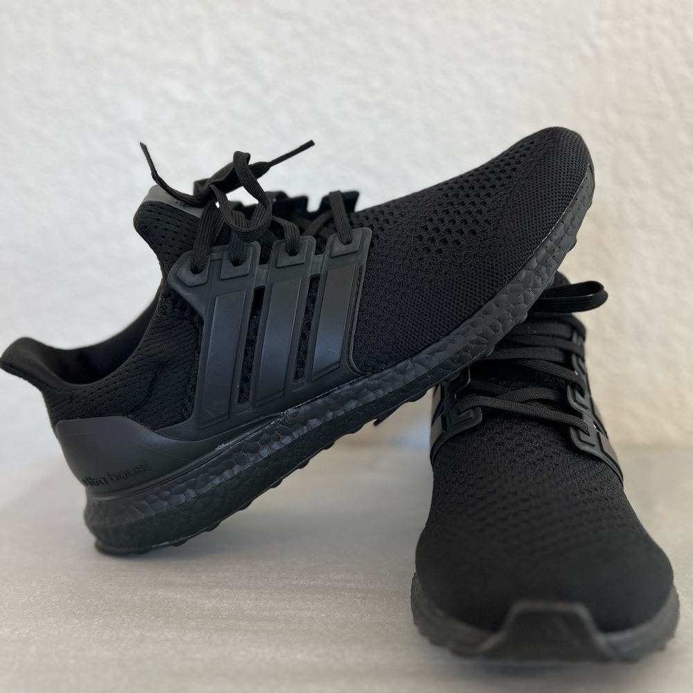 Ultraboost 1.0 DNA Running Sneaker (Men) All Black